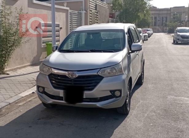 تويوتا افانزا